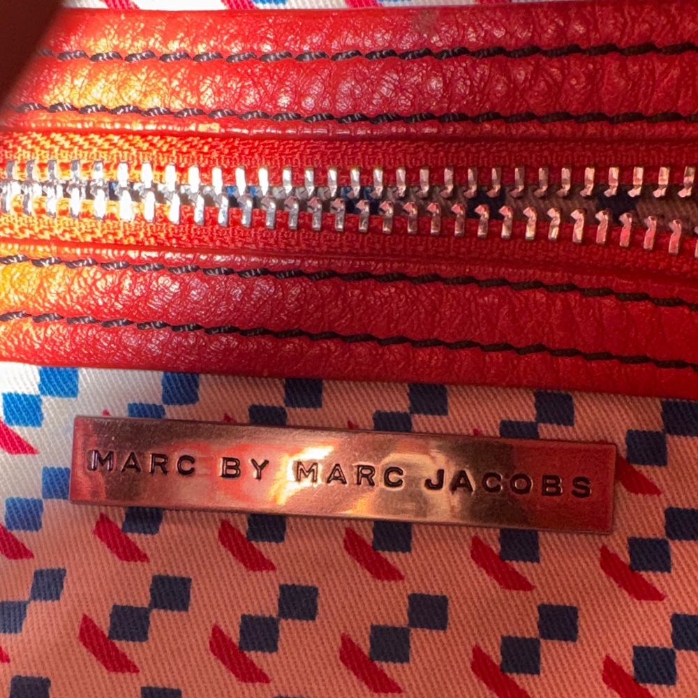 Vintage Marc by Marc Jacobs Double Pocket Coral Red Leather Shoulder Bag - Picture 6 of 11